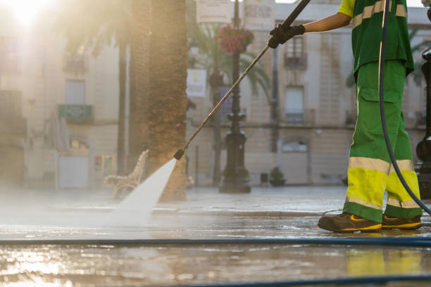 Best Deck Cleaning Services  in Brackettville, TX